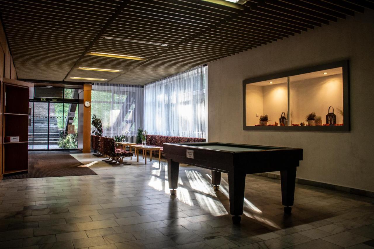 Horsky Hotel Jelenovska S Bazenem V Cene Valašské Klobouky Exteriör bild