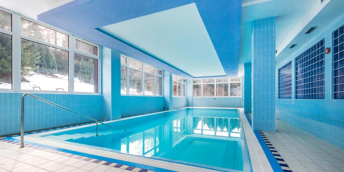 Horsky Hotel Jelenovska S Bazenem V Cene Valašské Klobouky Exteriör bild